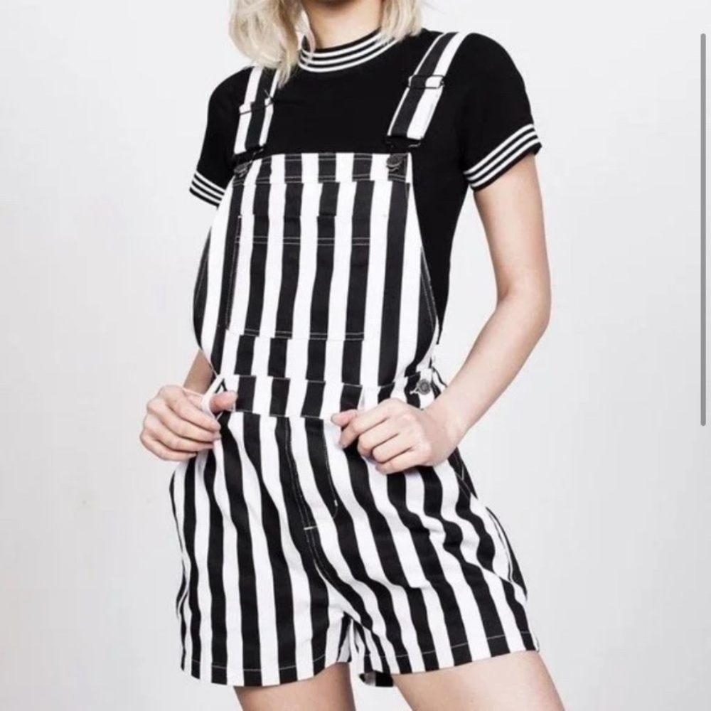 Disturbia Beetle Striped Short Dungarees- black and white striped overalls